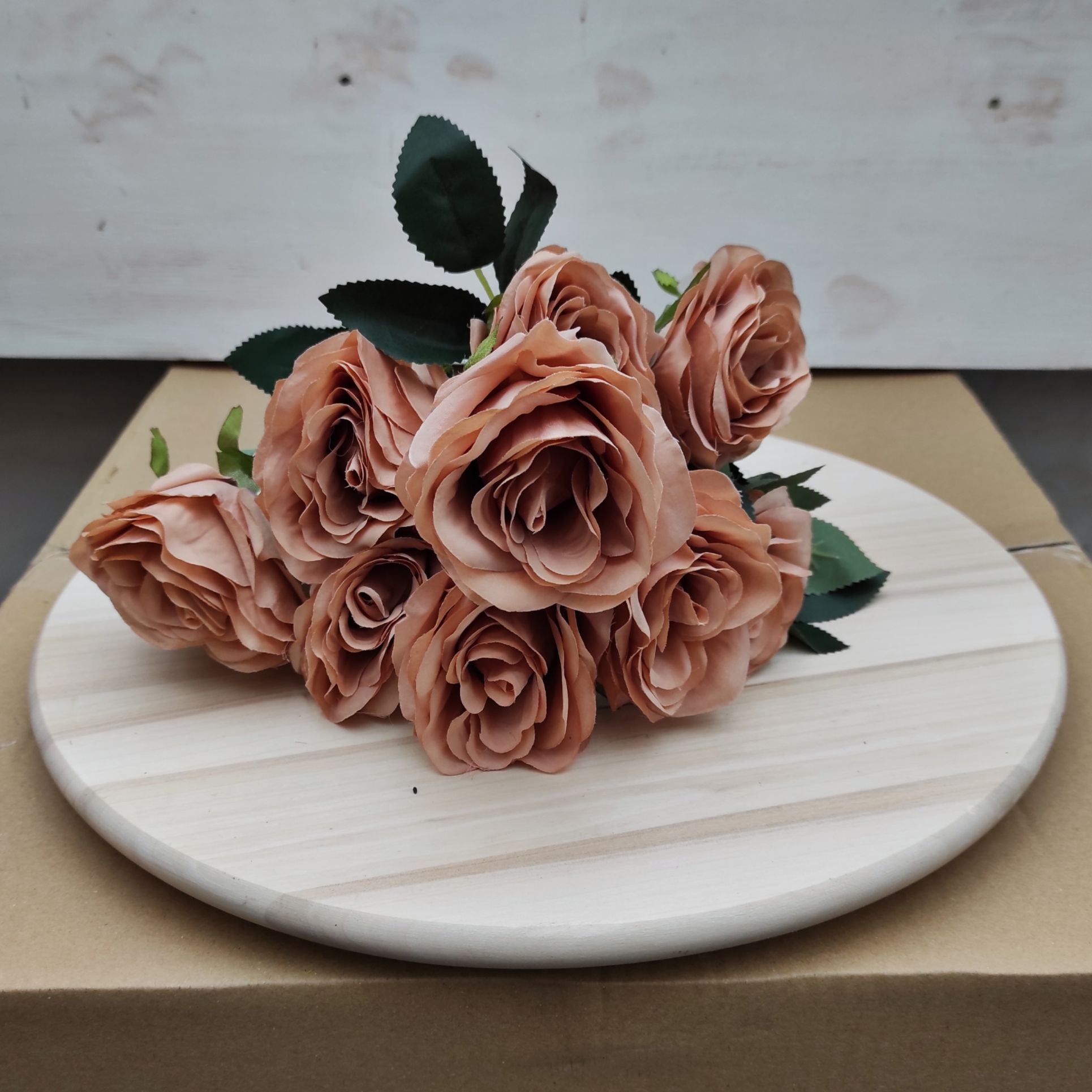 Umjetna Ruža 9 glava