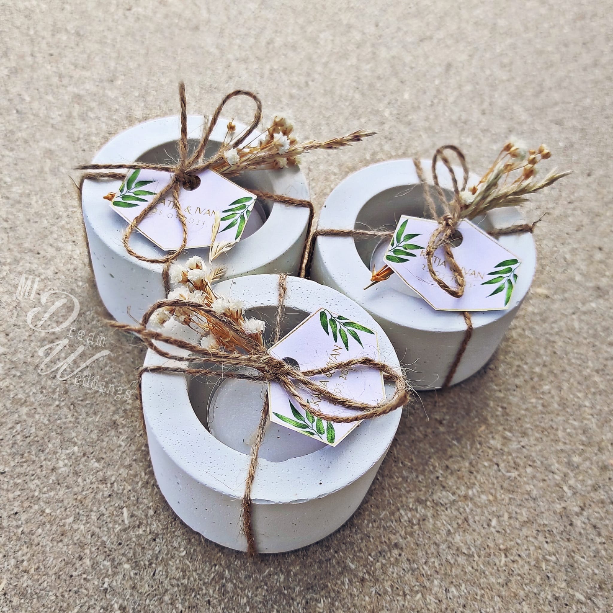 Bijeli svjećnjak za lučicu