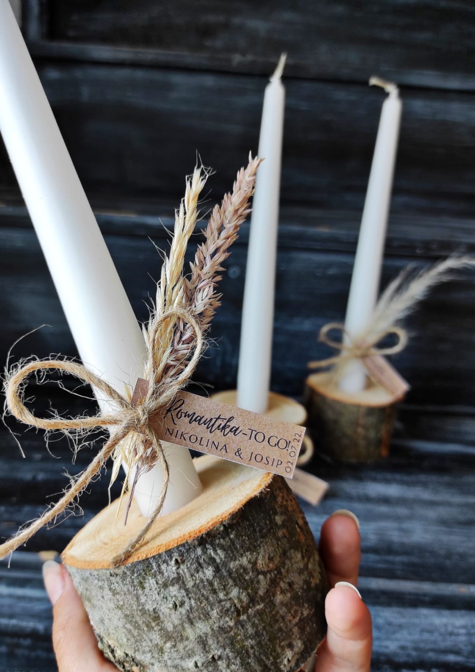 Drveni svjećnjak za visoku svijeću